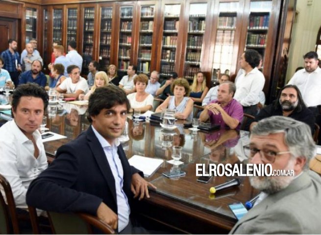 Sin nuevas propuestas la negociación está estancada Sin nuevas propuestas la negociación está estancada