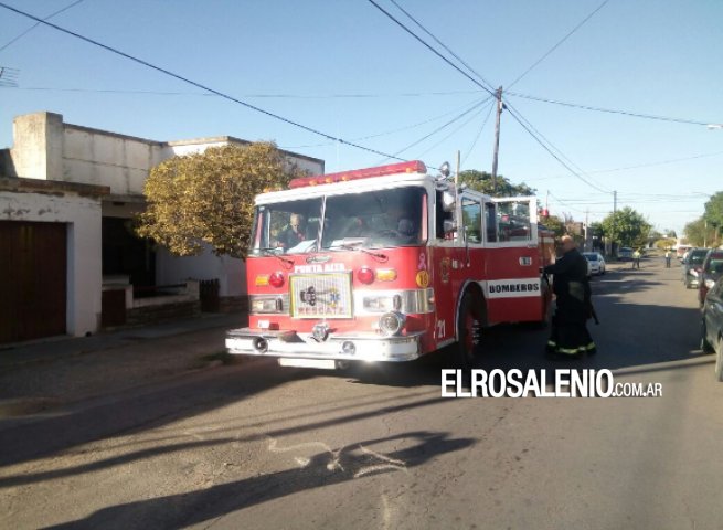Bomberos se movilizaron por un principio de incendio Bomberos se movilizaron por un principio de incendio