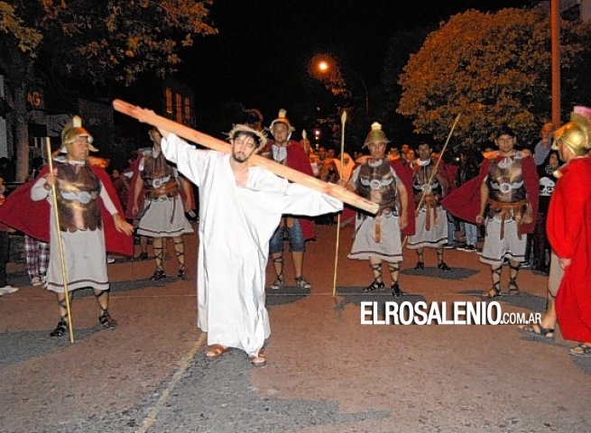 El Vía Crucis de la comunidad partirá de Ma. Auxiliadora a las 19:30 El Vía Crucis de la comunidad partirá de Ma. Auxiliadora a las 19:30