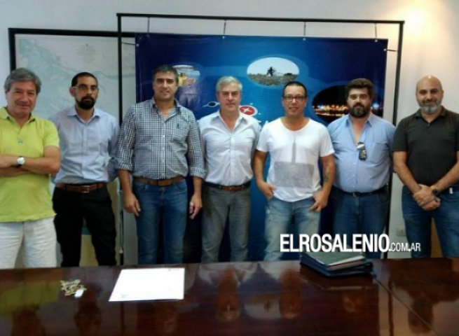 Burgos: Puerto Rosales es una oportunidad para crear trabajo genuino Burgos: Puerto Rosales es una oportunidad para crear trabajo genuino