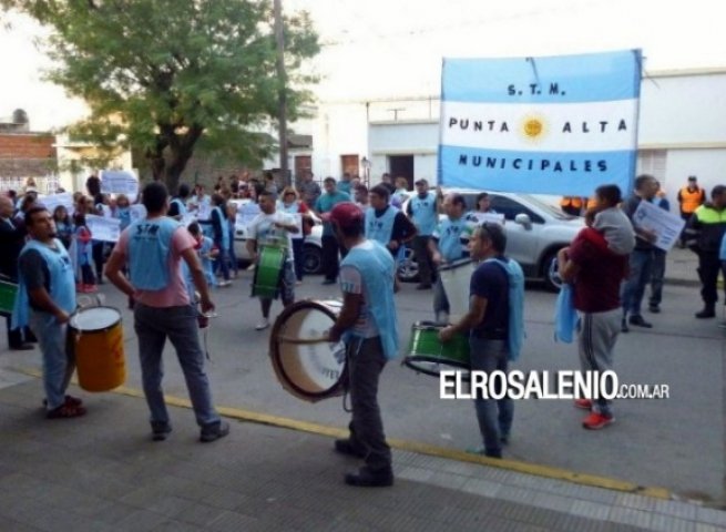 El viernes habrá asueto en dependencias municipales El viernes habrá asueto en dependencias municipales