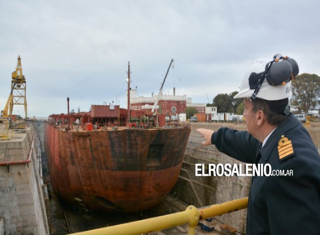 El Arsenal Naval Puerto Belgrano en plena actividad