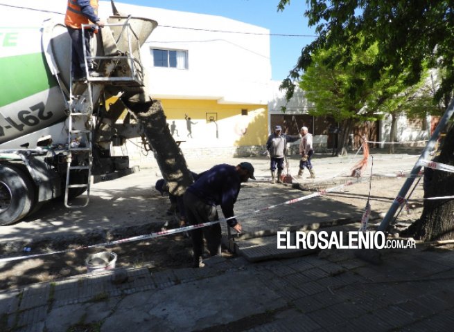 Buchardo y Urquiza: Continúan las tareas de reparación del pavimento 