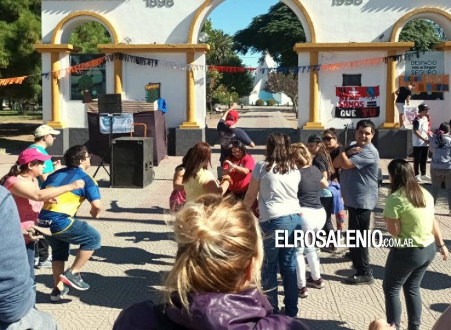 La Plaza Belgrano llena de amor y burbujas por el “Día del síndrome de Down”