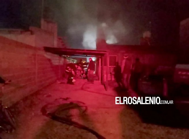 Tres Arroyos: se incendió una casa y un nene se salvó al salir por la ventana