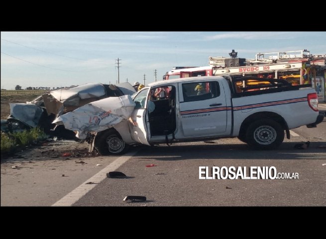 Tremendo choque frontal en la Ruta 33: un fallecido