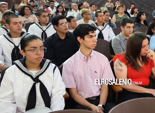 La Escuela de Aprendices de la Armada también tuvo su ceremonia de egreso