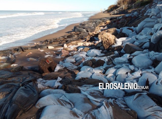 Dr. Perillo: “Con el murallón de piedras, la playa se va a erosionar mucho más rápido”