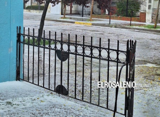Fuerte granizada cayó este mediodía en Punta Alta, luego de pasar por Pehuen Co