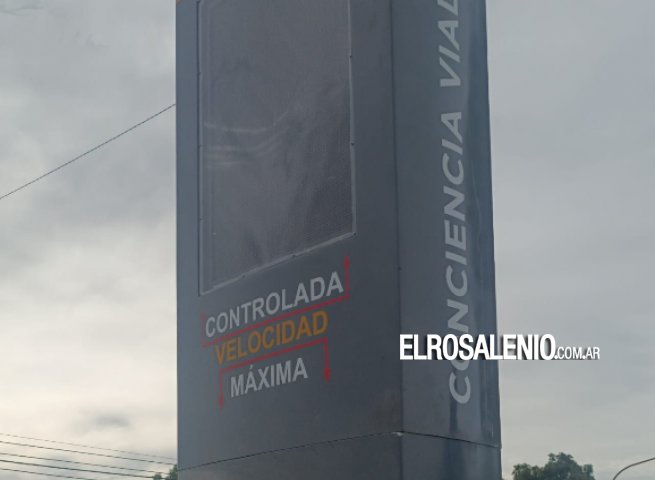 Instalaron dos tótems de control de velocidad en Ruta 229: no hacen foto multa