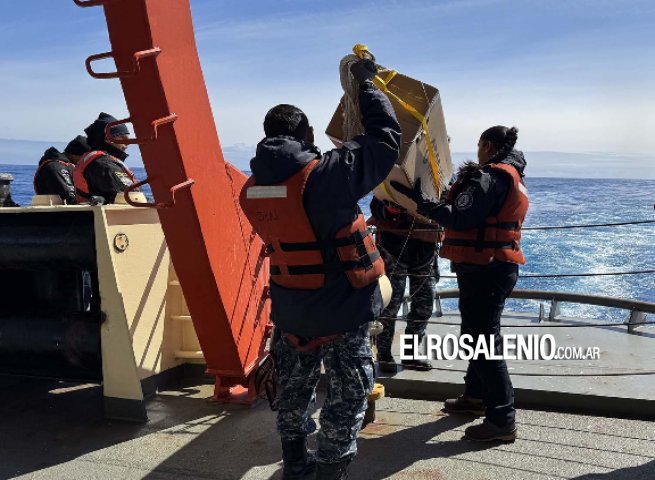 El rompehielos Irízar colabora con una investigación oceanográfica internacional