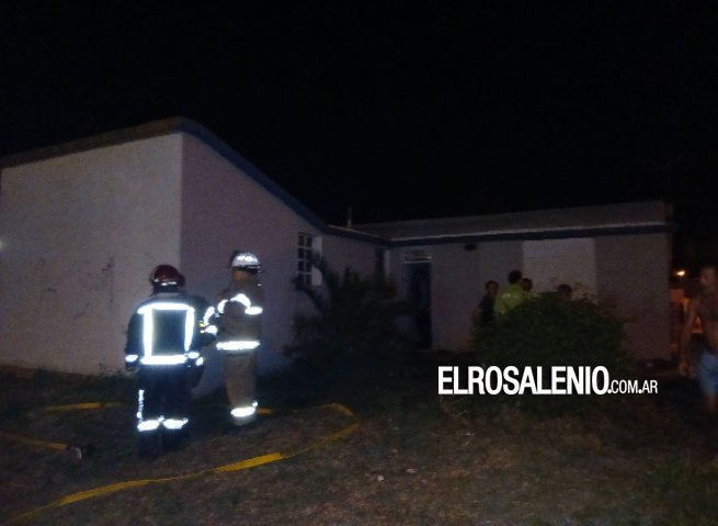 Principio de incendio en una vivienda del barrio Luiggi II