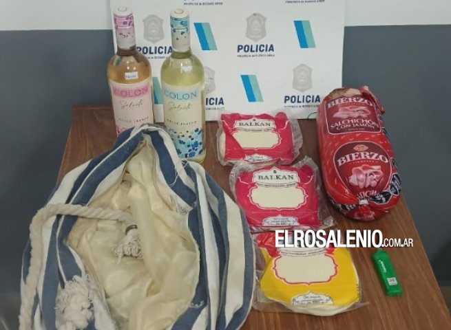 Rompió la puerta de despensa y se llevó 2 vinos, un salchichón y 3 paquetes de discos de empanadas