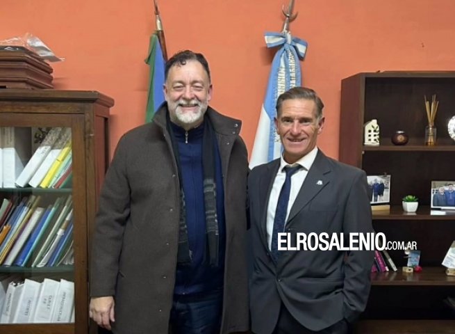 Hernán Beltramo fue oficializado como jefe distrital de Educación en Rosales