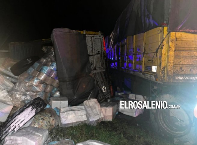 Volcó un camión en la Ruta 51 y el tránsito estuvo varias horas cortado
