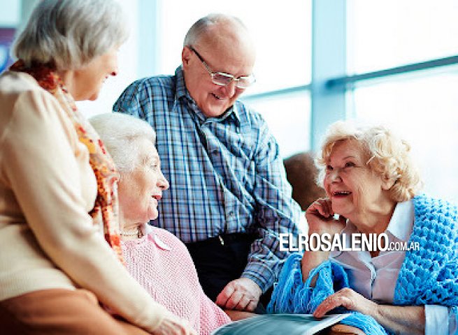 Reconocimiento a adultos mayores protagonistas 
