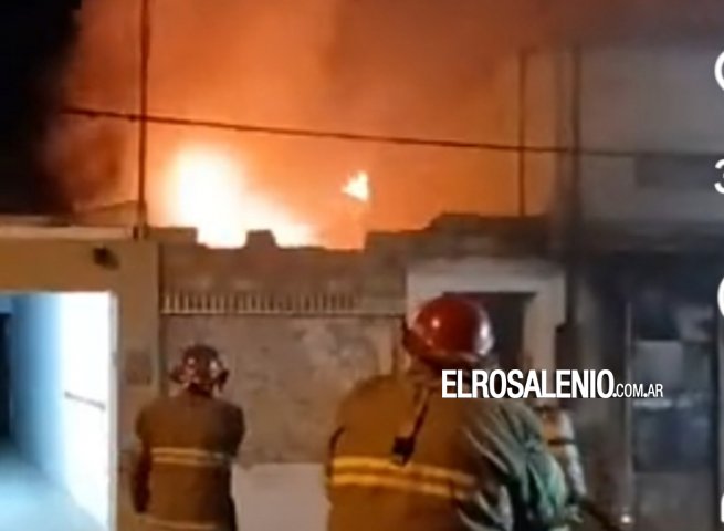Nuevo incendio en una vivienda de 11 de Septiembre al 100