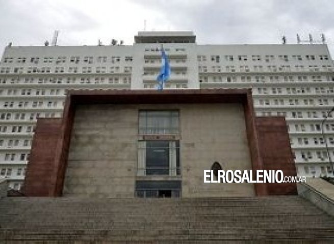 Escándalo en la Armada: denuncian “sistema de corrupción“ con plata de sueldos por $1.600 millones