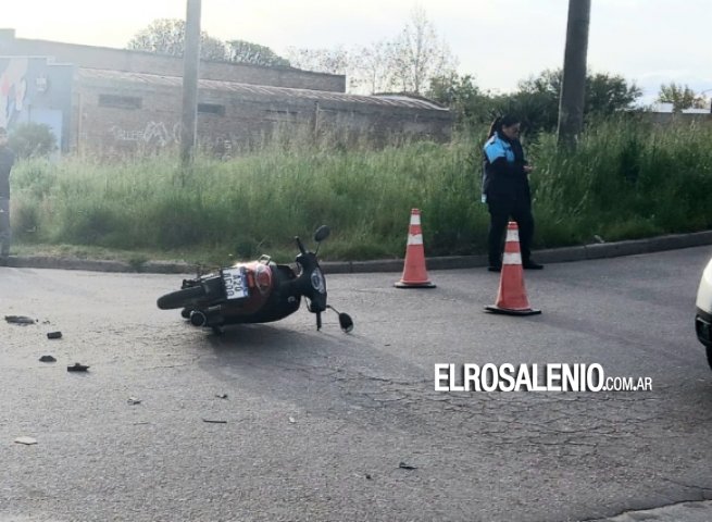 Joven motociclista hospitalizado tras un accidente de tránsito