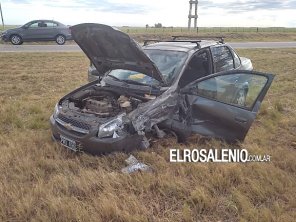 Siniestro vial en acceso a Monte Hermoso dejó un conductor herido