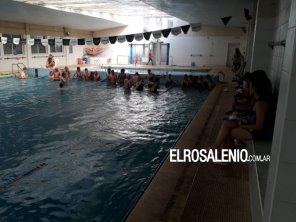 Acompañamiento a instituciones educativas para sus prácticas de natación