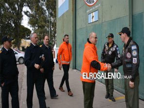Autoridades de la Empresa Argentina de Navegación Aérea visitaron Puerto Belgrano