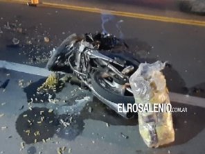 Una conductora se descompensó y chocó a una moto