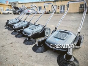 Incorporaron 5 máquinas barredoras manuales 