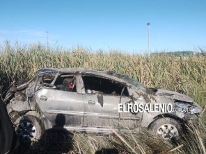 Robó un auto, volcó y fue detenido tras intentar llevarse otro vehículo