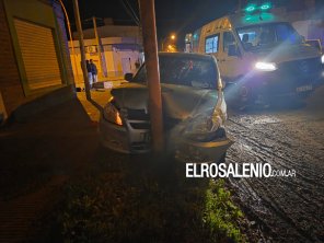 Permanece hospitalizada conductora de moto que protagonizó accidente