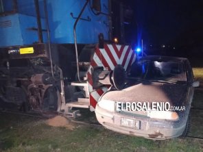  Milagro: fueron arrastrados 100 metros por el tren y salieron ilesos 