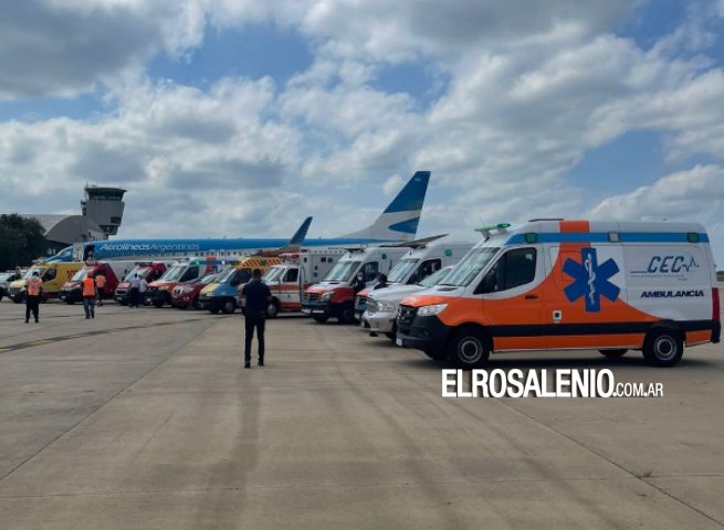 Avión aterrizó de emergencia por despresurización, hubo heridos y mucho nerviosismo