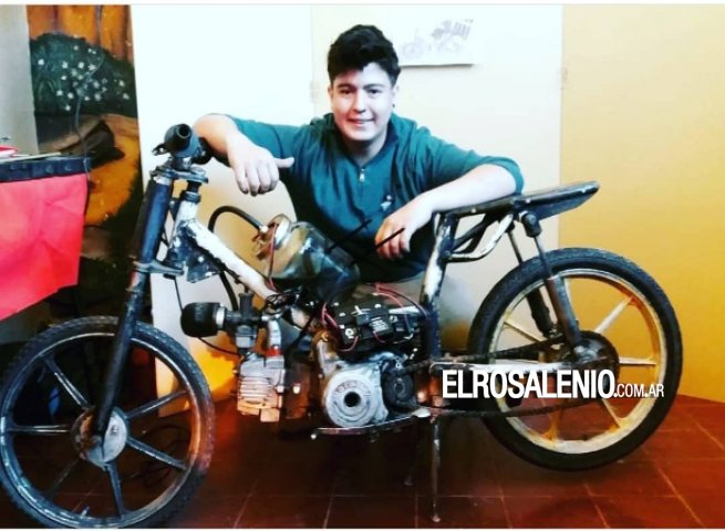 Con 18 años un salteño diseñó un motor de moto que funciona con agua salada