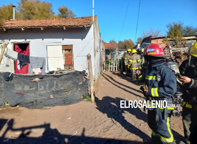 Desperfecto eléctrico en vivienda movilizó a bomberos