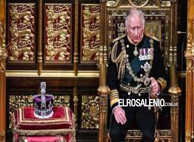Carlos III fue proclamado nuevo Rey