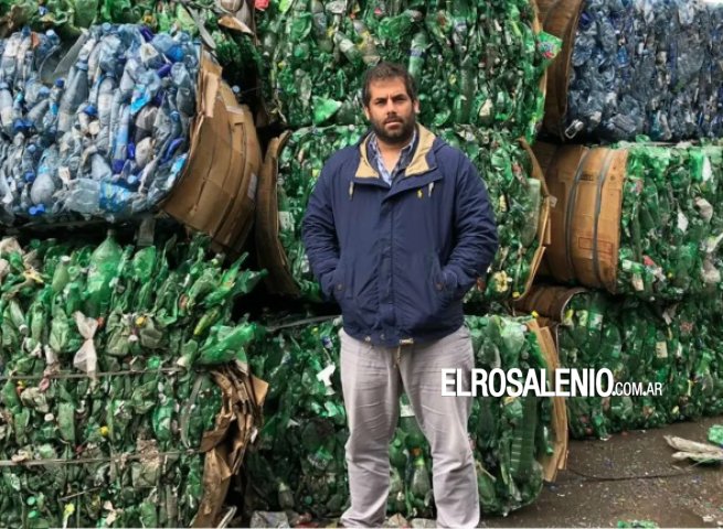 Miles: “Reciclamos por día, el tamaño de una cancha profesional de fútbol de botellas aplastadas“