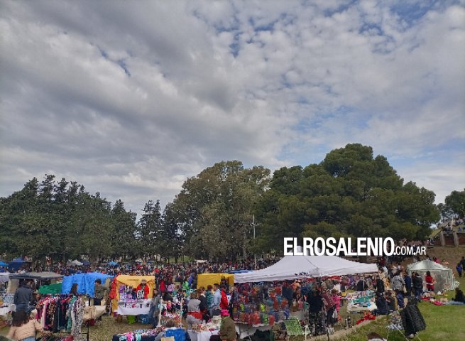 Feria de Emprendedores en el Parque San Martín 