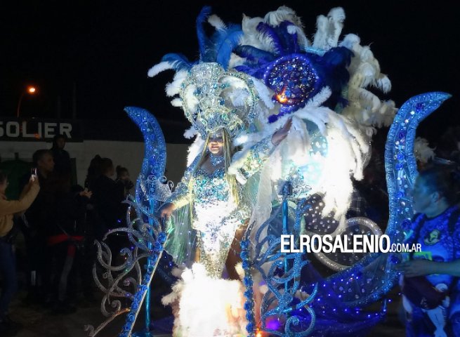 La segunda noche de Corsos Rosaleños, acompañada por el clima y la gente