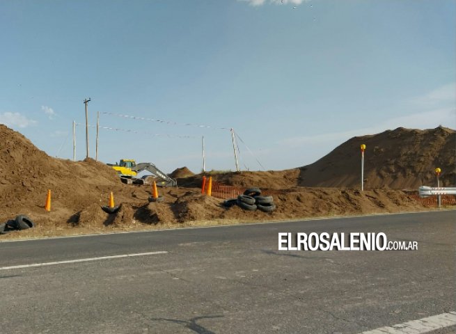 Continúan las obras en el oleoducto Neuquén - Puerto Rosales