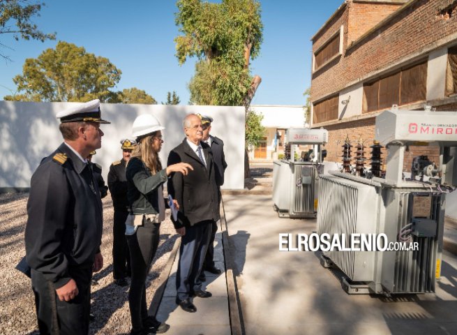 El Ministro recorrió en Puerto Belgrano las obras de TANDANOR