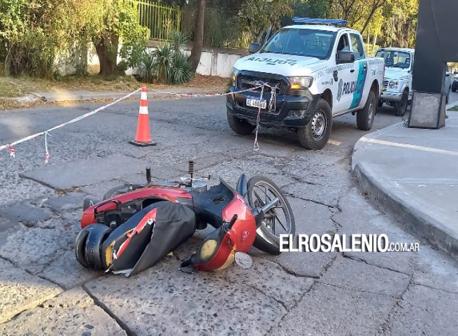 Una mujer fue hospitalizada tras un accidente vial