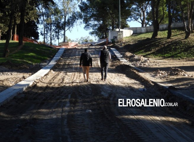 Colocaron pavimento articulado en una interna del parque San Martín