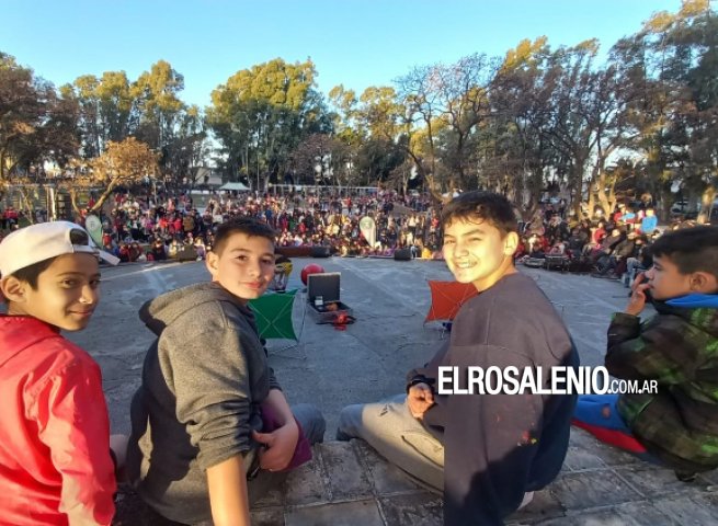 Multitudinarios festejos por el Día del Niño