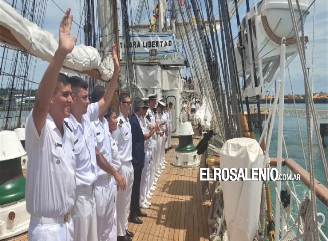 La Armada Argentina homenajeó al General San Martín en Costa Rica