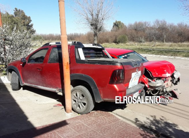 Otra colisión a un vehículo estacionado