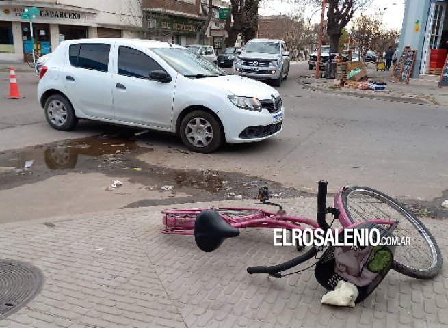 Una ciclista hospitalizada tras un accidente de tránsito