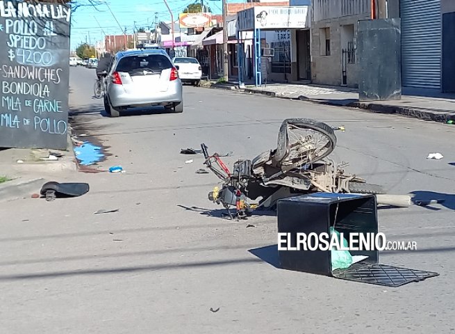 Dos heridos dejó un siniestro vial en Saavedra y Alvear