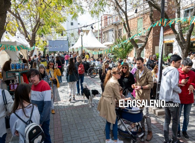 Productores rosaleños representaron al partido en una feria gastronómica