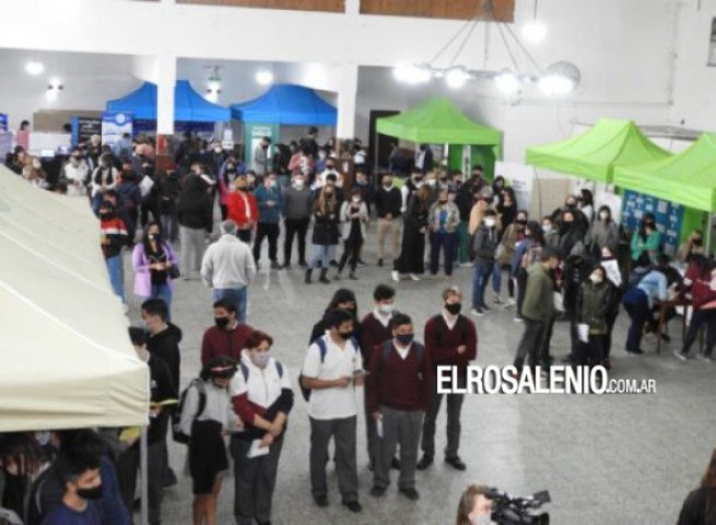 Expo Joven: Instituciones educativas traen sus propuestas para los estudiantes