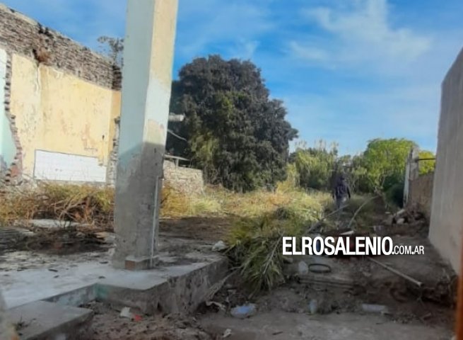 Quemaban pastos sin avisar, y preocuparon a todo un barrio